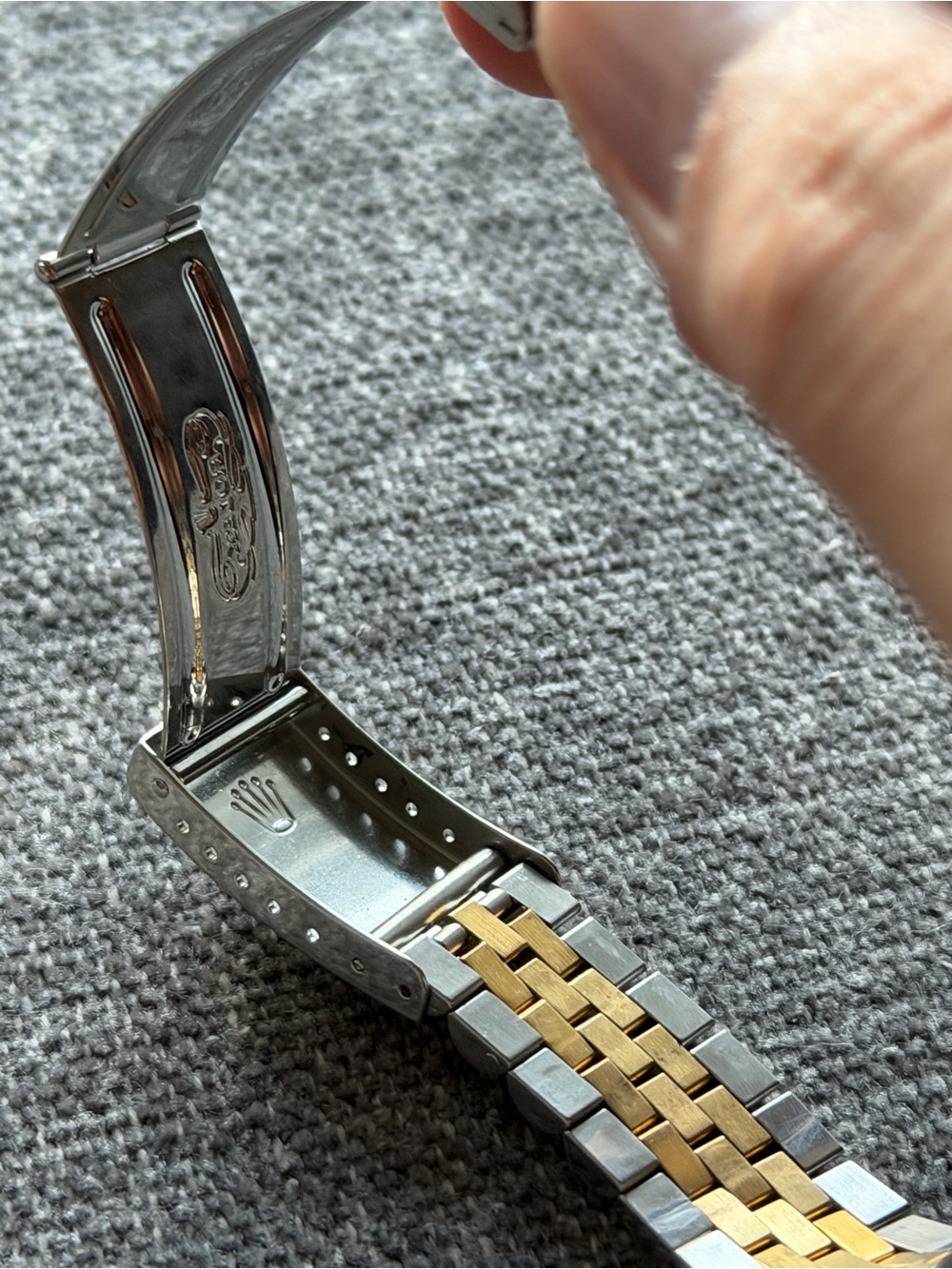 ROLEX Datejust 36mm Automatic Champagne Dial Two-Tone Jubilee Fluted Bezel Watch - Picture 10 of 15